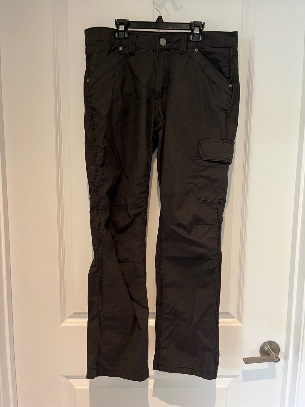 Ridgecut Women's Straight Leg Cargo Pants in Black